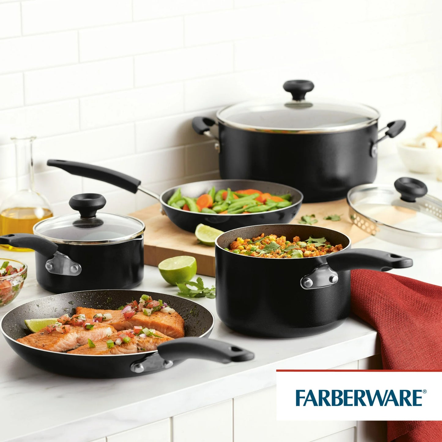 Farberware Juego de Ollas y Sartenes/cocina Antiadherentes Easy Clean de 12 Piezas, Negro