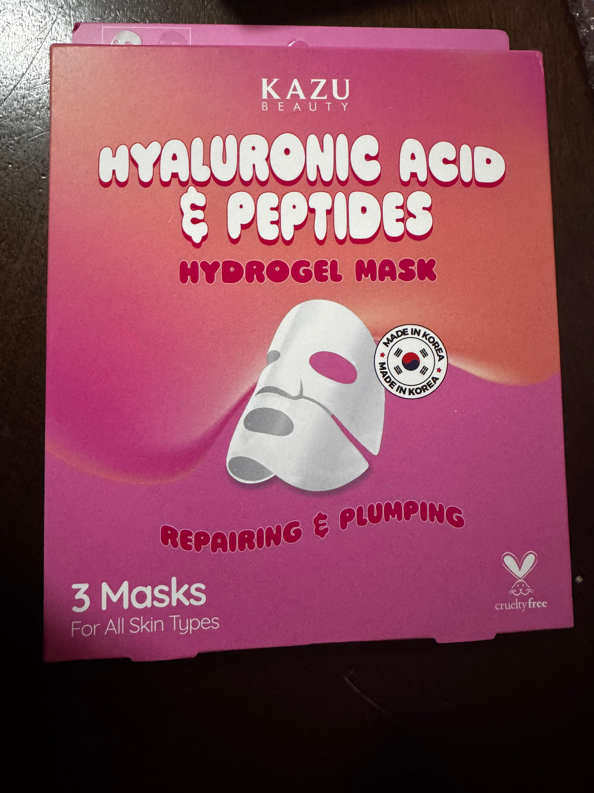 Kazu Beauty Hyaluronic Acid & peptides