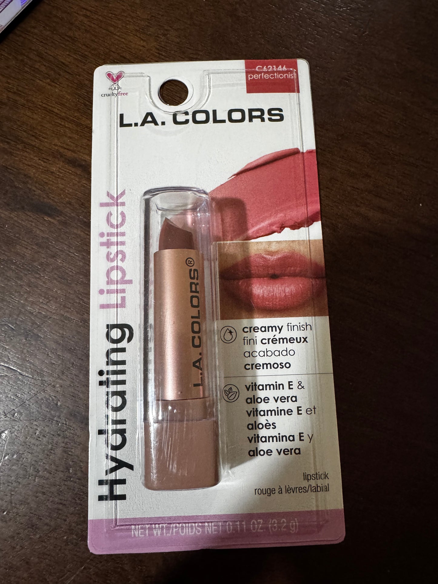 LA Colors Hydrating Lipstick Perfectionaly