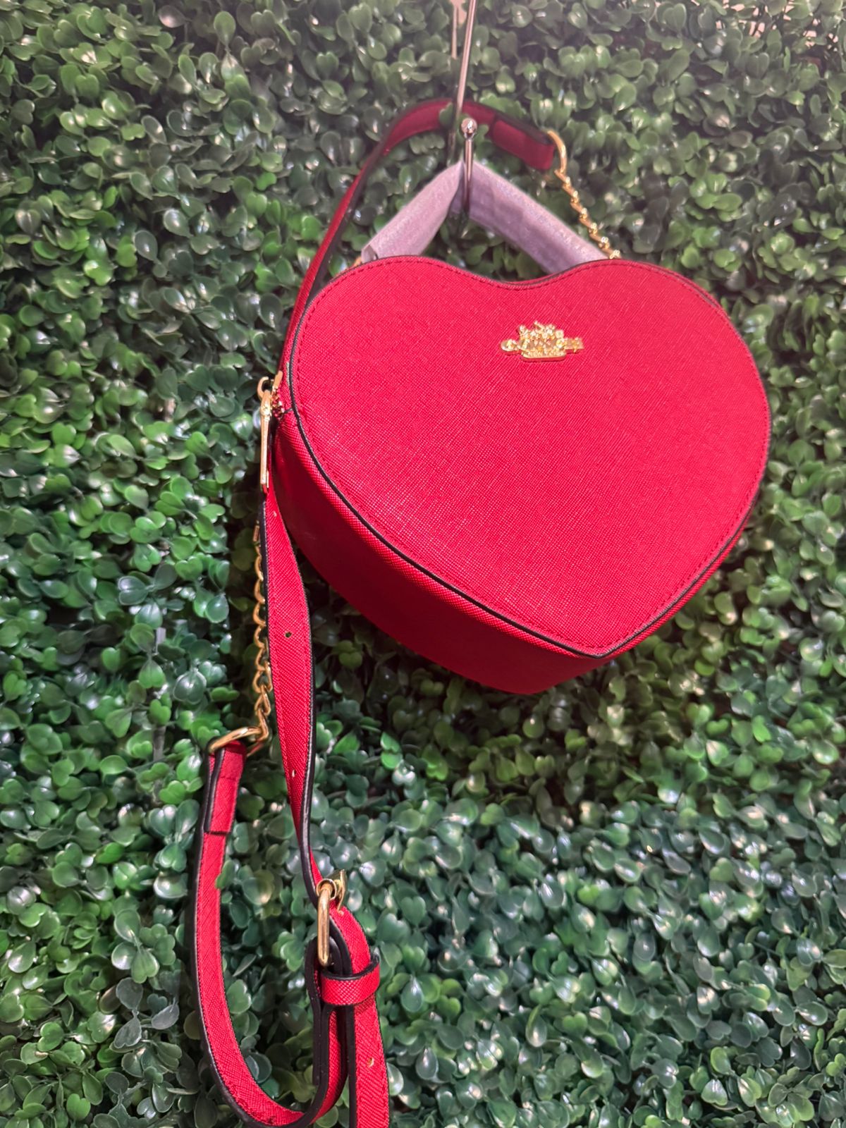 A BOLSA COACH CORAZON ROJO