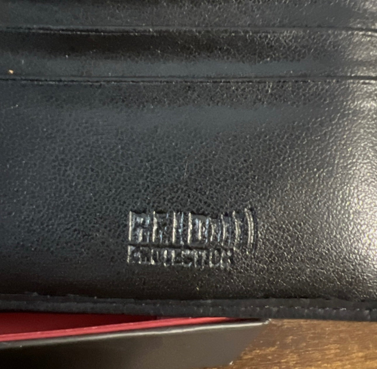 Cartera Bifold True Religion - Cuero Negro ORIGINAL