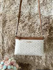 Bolsa Calvin Klein Crossbody Original - Monograma Logo Beige/Café