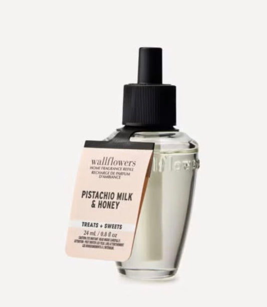 Bath & Body Works Pistachio Milk & Honey Wallflowers Refill 24 ml | Aromatizante para Hogar