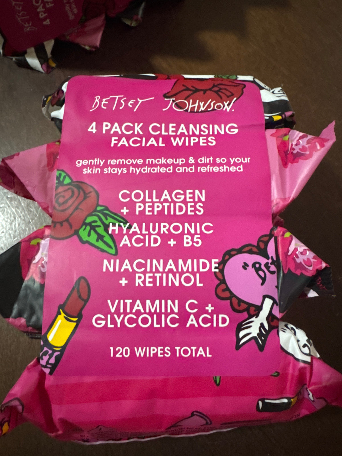 Betsy Johnson 4 Pack Facial Wipes