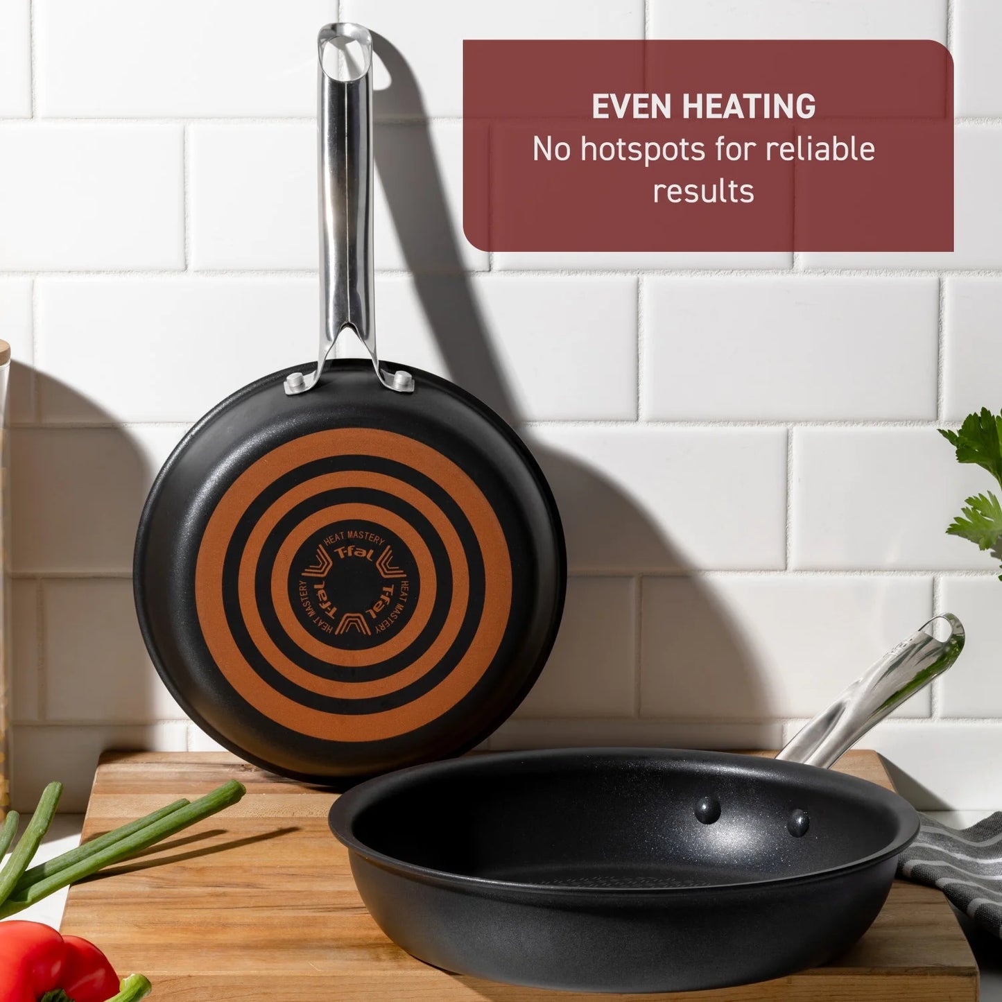 T-fal Cook & Strain Juego de Sartenes Antiadherentes de 2 Piezas, Sartenes de 10 y 11,5 Pulgadas, Negro