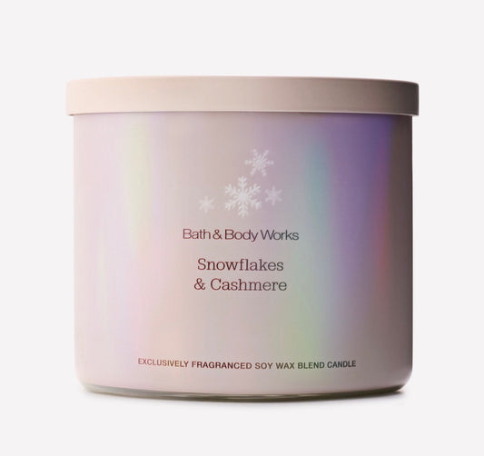 Bath & Body Works Snowflakes & Cashmere – Vela Aromática de 3 Mechas 411 g