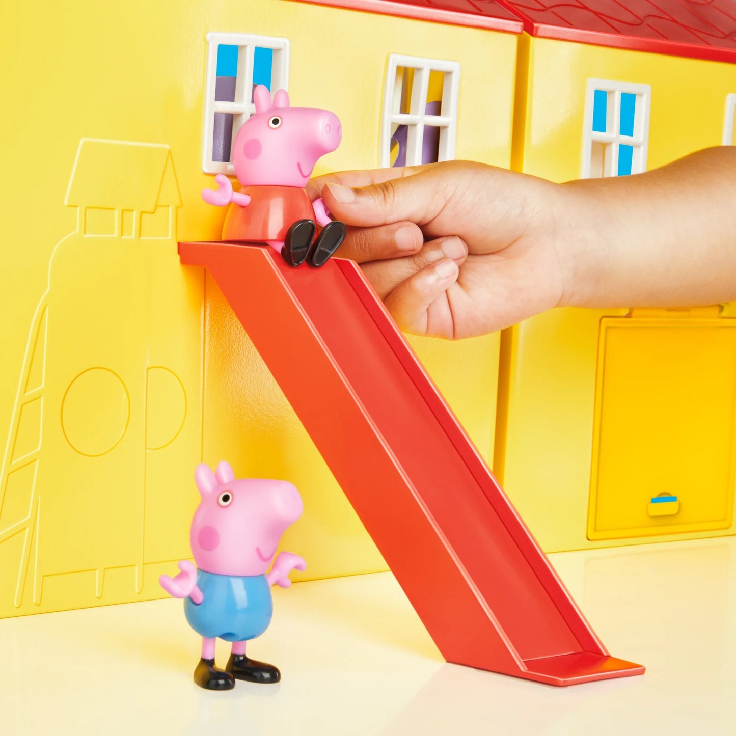 Peppa Pig Toys Casa Familiar Big de Peppa con Juegos para Bebés, Niñas y Niños, 3+