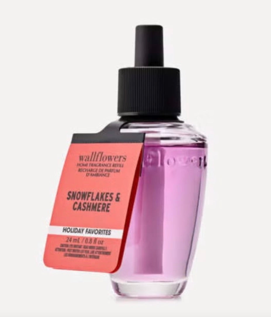Bath & Body Works Wallflowers Snowflakes & Cashmere Refill 24 ml – Aromatizante para Hogar