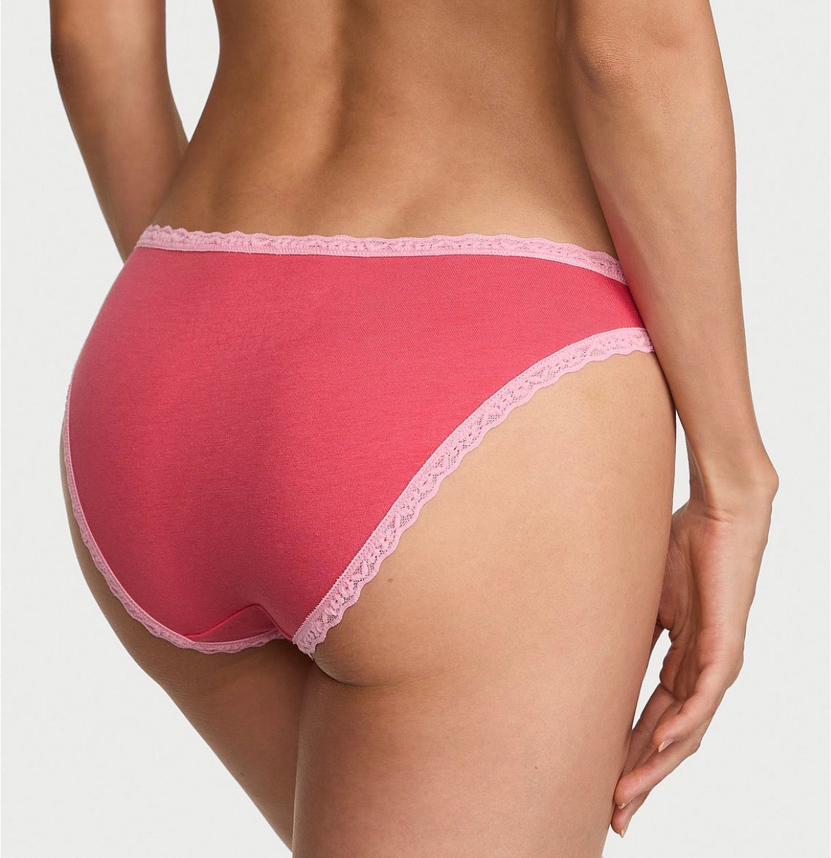 💗 Victoria’s Secret Lace Trim Bikini Panty 💗
