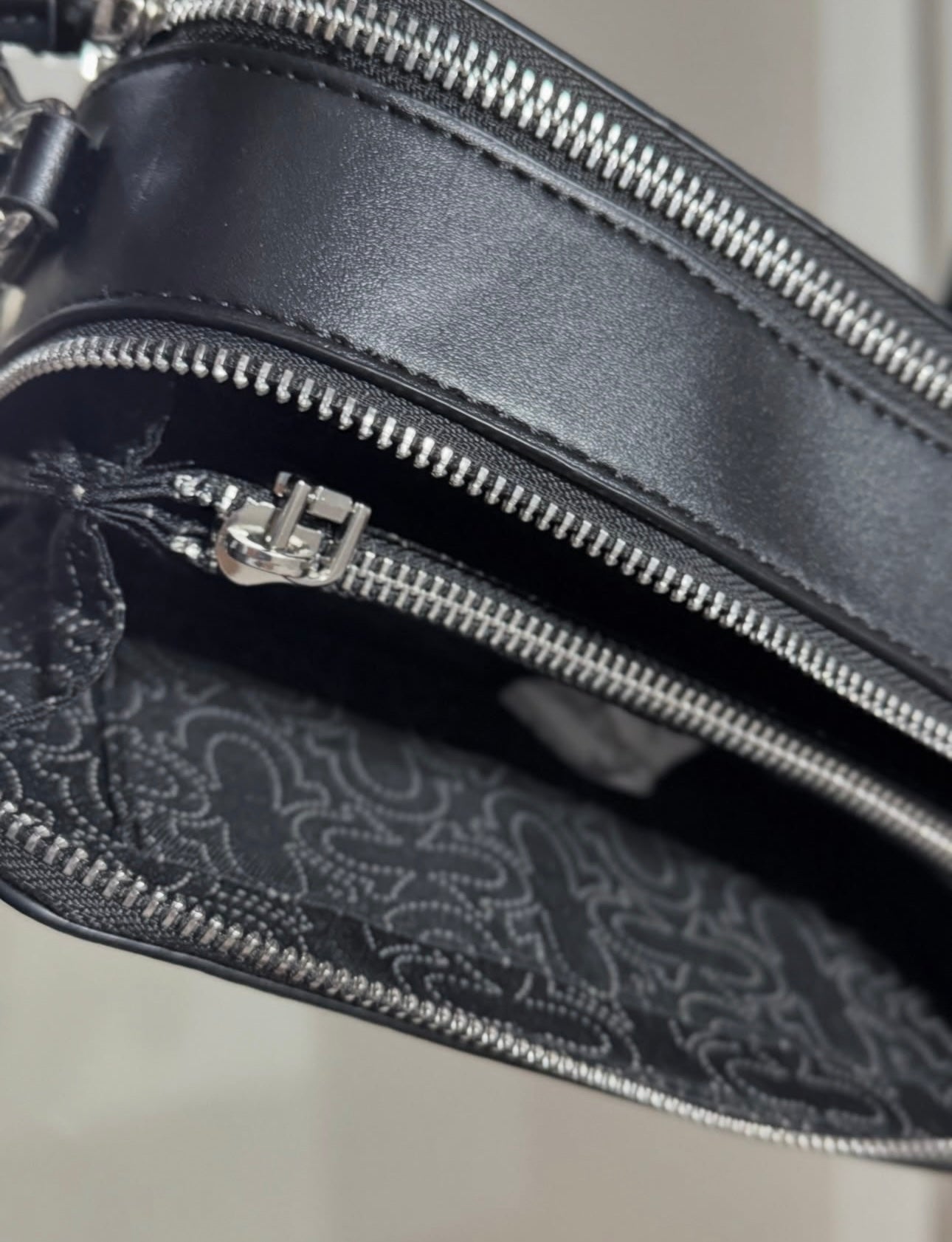 Bolsa Crossbody True Religion – Color Negro ORIGINAL