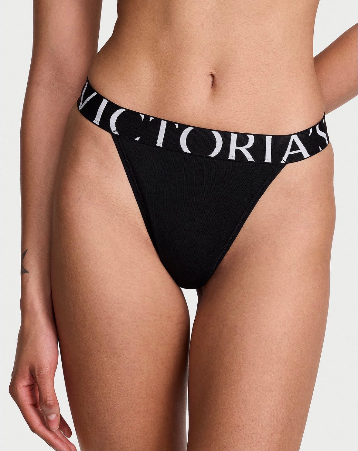 Victoria’s Secret Panty Negro con Cintura Elástica con Logo