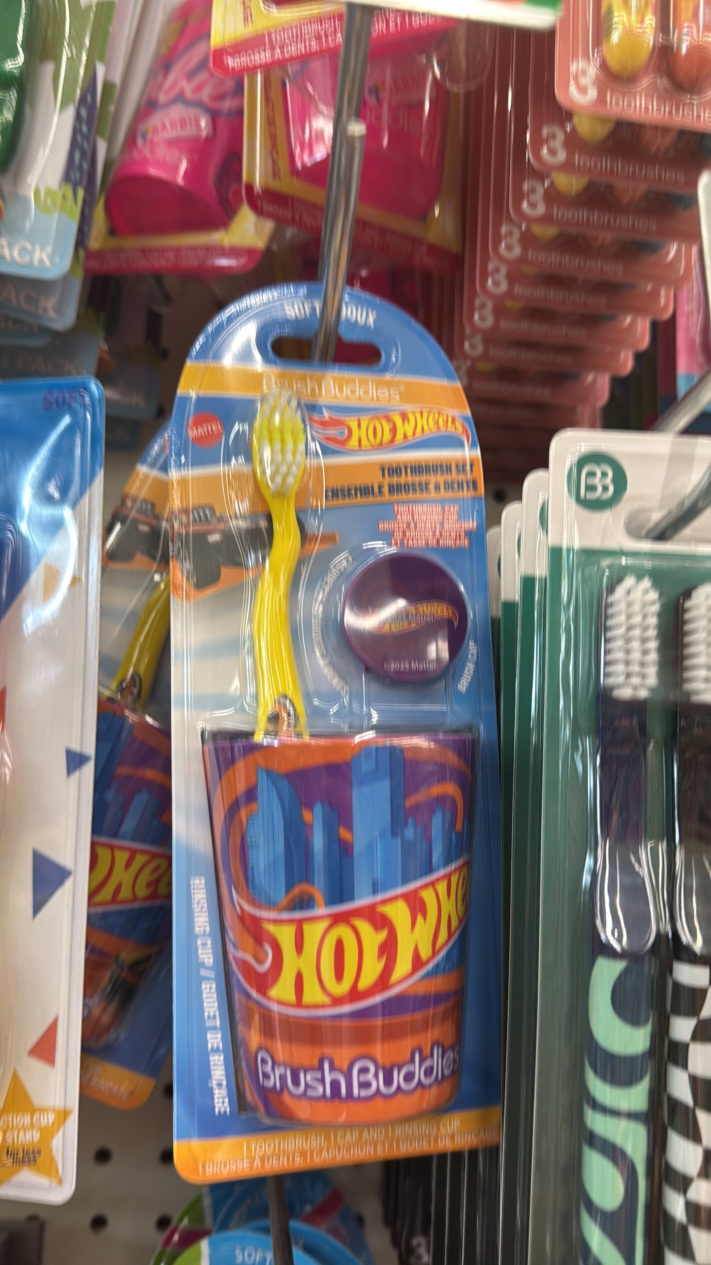 Hotwheels brush Buddies toothbrush set