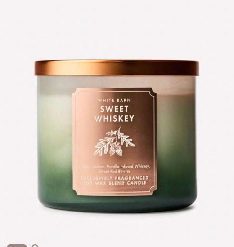 White Barn Sweet Whiskey Vela Aromática de 3 Mechas | Bath & Body Works